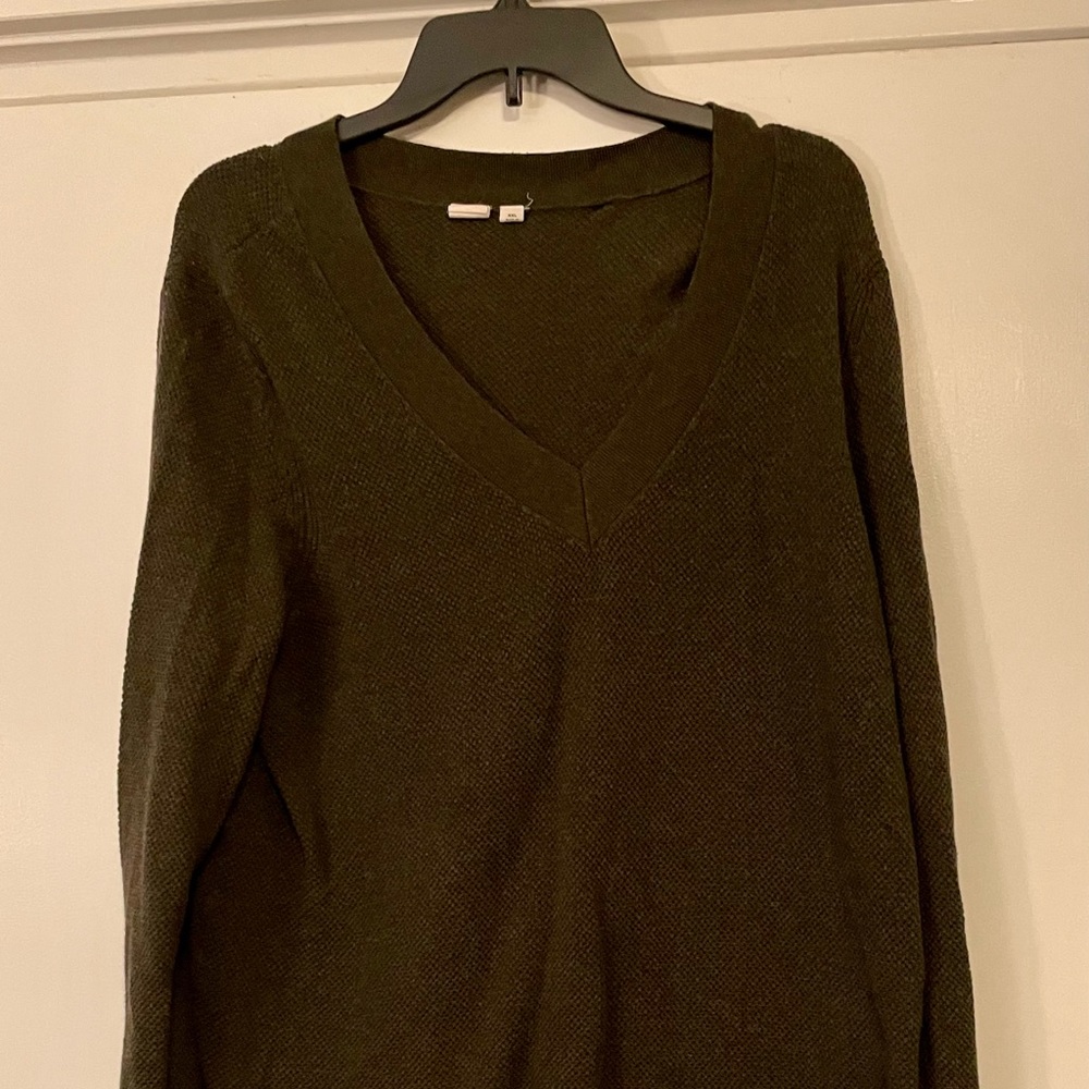Gap Sweater